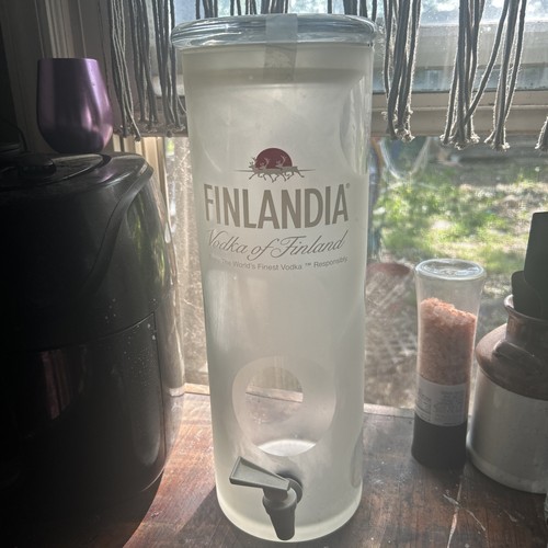 Large glass finlandia - large,