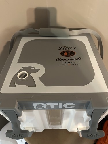 Rtic gallon drink cooler - gallon,