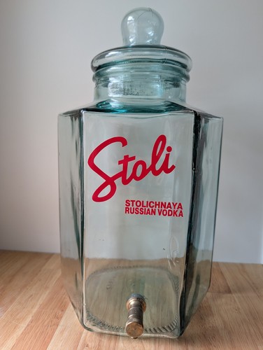 Vintage stoli stolichnaya - stoli,